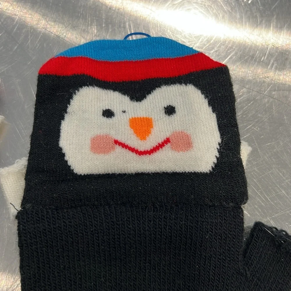 NWOT Fingerless Adaptable Children’s Mittens- set of 2